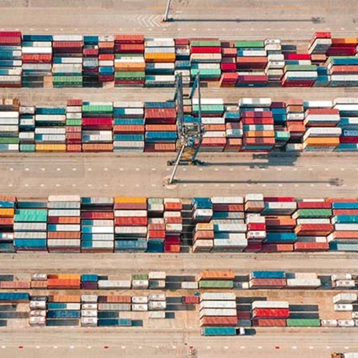 747x420-shipping-containers_700x700_crop_478b24840a